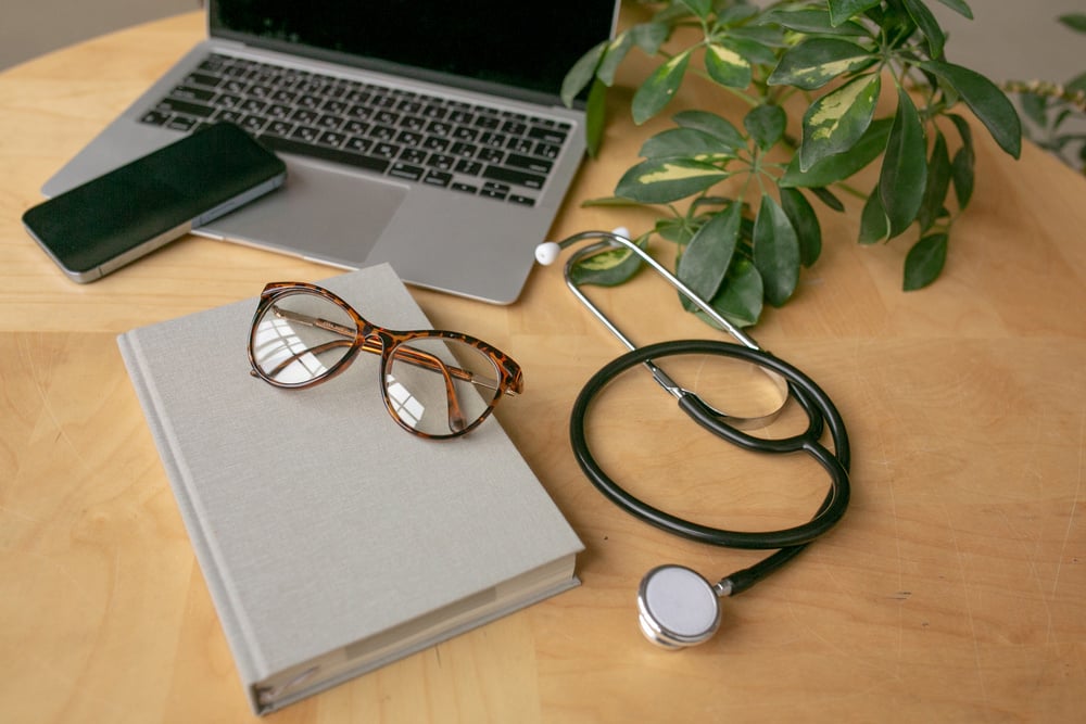 Green Medicine Composition of Gadgets and Stethoscope